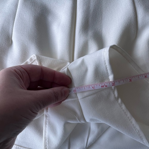 Aqua Ultra Mini Asymmetric Hem Skort XS White - Picture 15 of 15